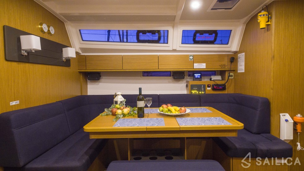 Bavaria 46 Cruiser - Yacht Charter Sailica