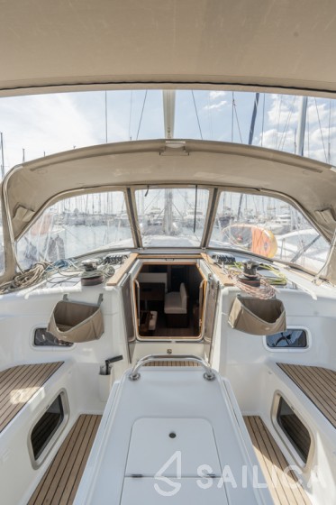 Sun Odyssey 519 - Yacht Charter Sailica