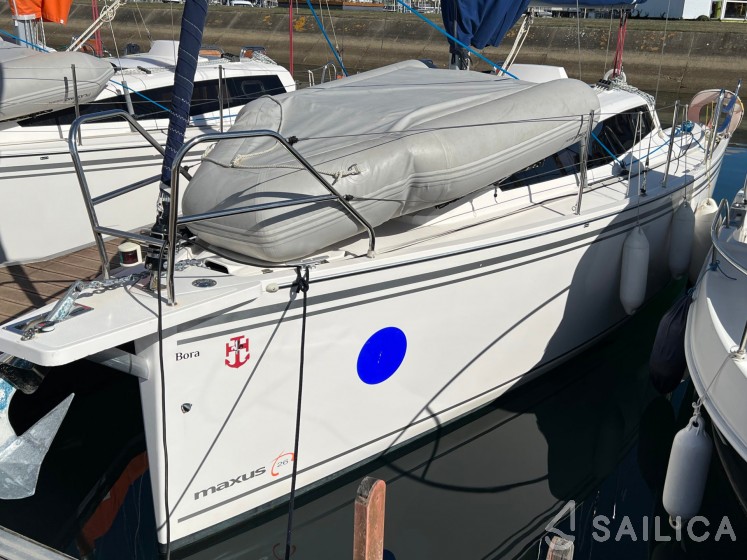 Maxus 26 Standard - Yacht Charter Sailica