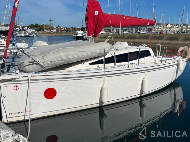Maxus 26 Standard - Yacht Charter Sailica