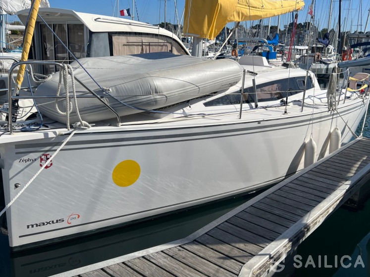 Maxus 26 Standard - Yacht Charter Sailica