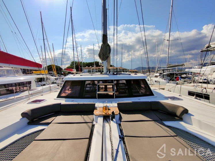 Nautitech 46 Open - Yacht Charter Sailica