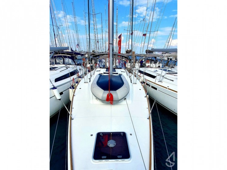 Sun Odyssey 519 - Yacht Charter Sailica