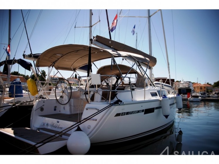 Bavaria 34 Cruiser - Yacht Charter Sailica