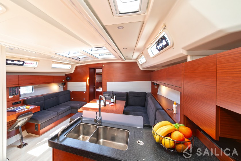 Hanse 458 - Yacht Charter Sailica