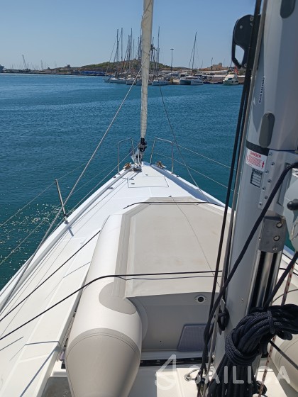 Oceanis 46.1 - Yacht Charter Sailica