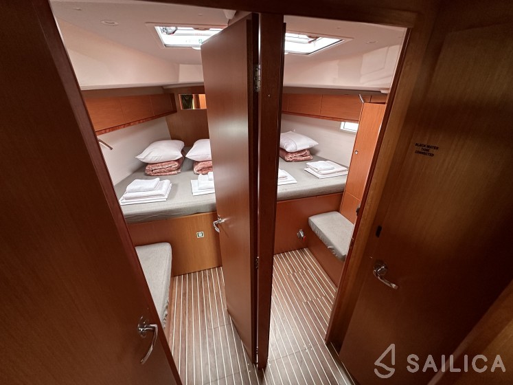 Bavaria Cruiser 46 Style - Yacht Charter Sailica