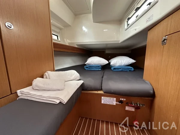 Bavaria 40 Cruiser - Yacht Charter Sailica