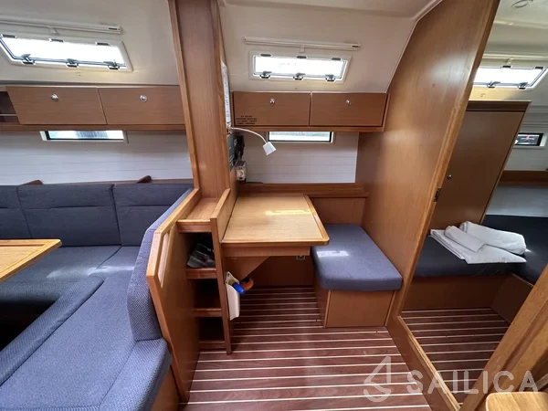 Bavaria 40 Cruiser - Yacht Charter Sailica