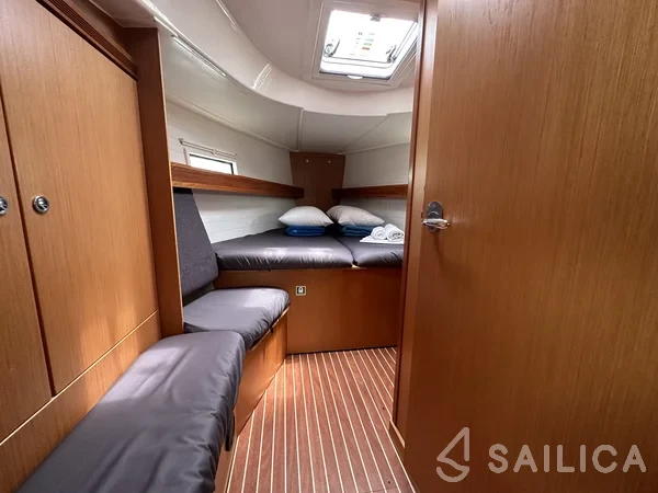 Bavaria 40 Cruiser - Yacht Charter Sailica