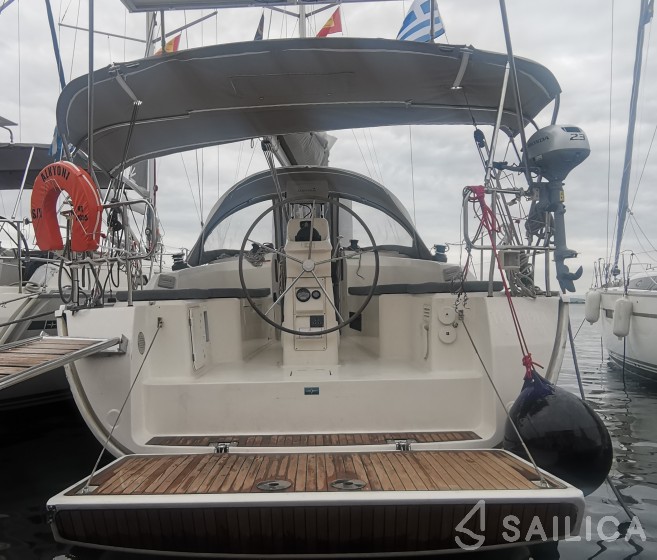 Bavaria 33 Cruiser - Yacht Charter Sailica