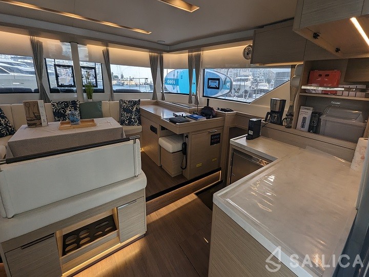 Lagoon 51 - Yacht Charter Sailica