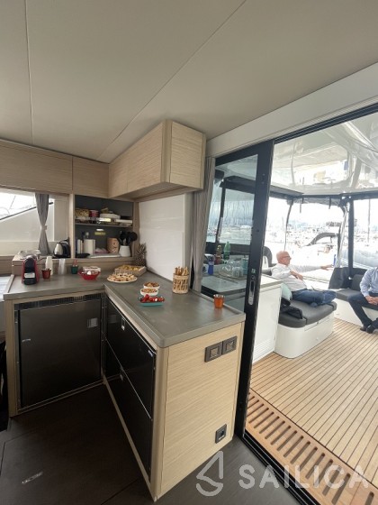 Lagoon 51 - Yacht Charter Sailica