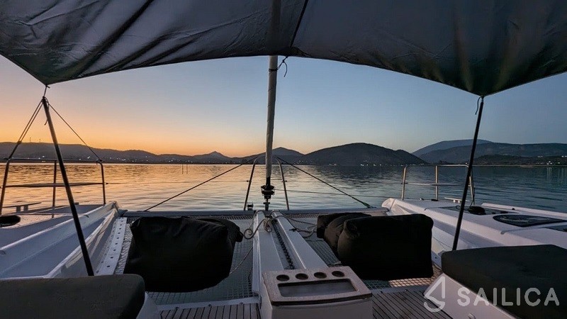 Lagoon 51 - Yacht Charter Sailica
