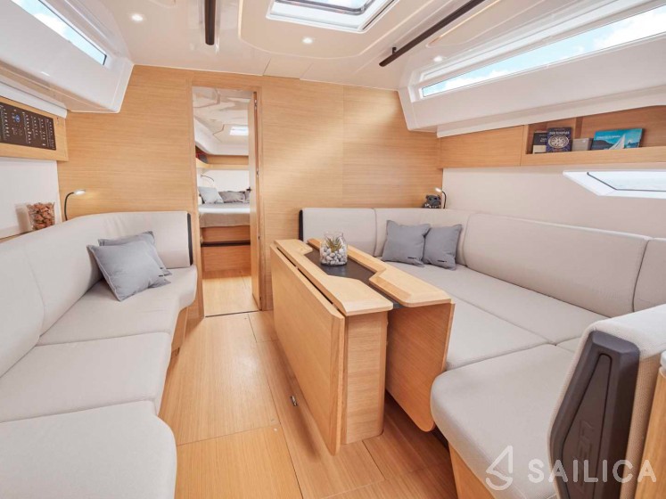 Elan E6 - Yacht Charter Sailica