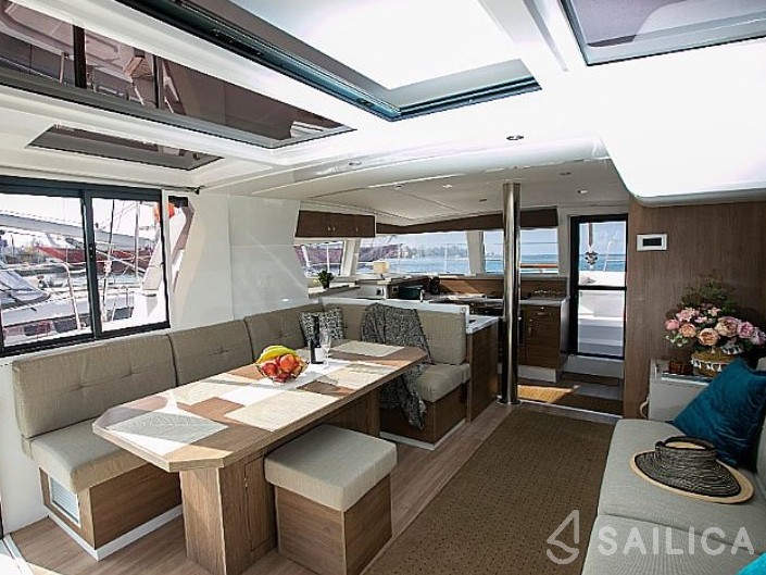 Bali 4.2 - Yacht Charter Sailica