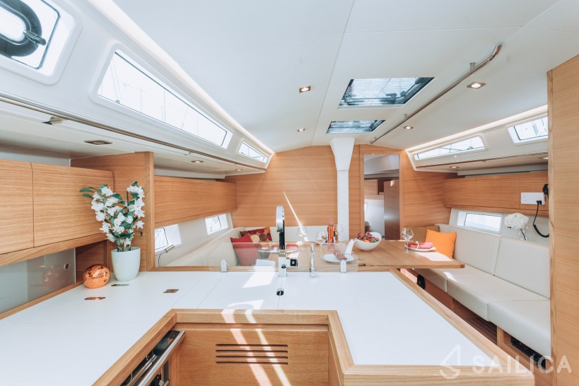 Salona 46 - Yacht Charter Sailica