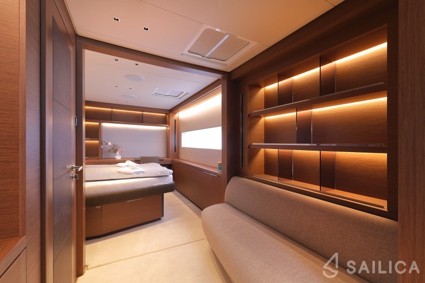 Lagoon Sixty 7 - Yacht Charter Sailica