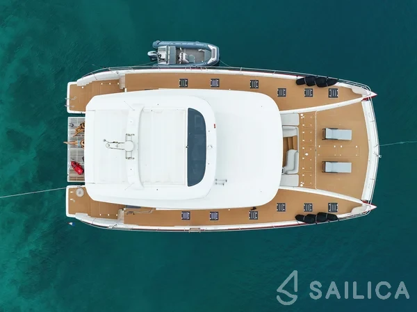 Lagoon Sixty 7 - Yacht Charter Sailica