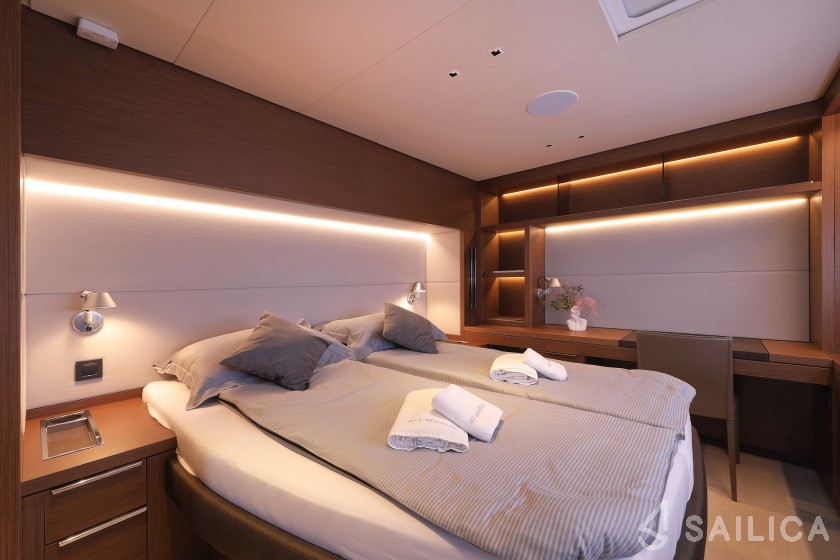 Lagoon Sixty 7 - Yacht Charter Sailica