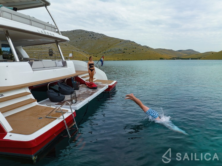 Lagoon Sixty 7 - Yacht Charter Sailica