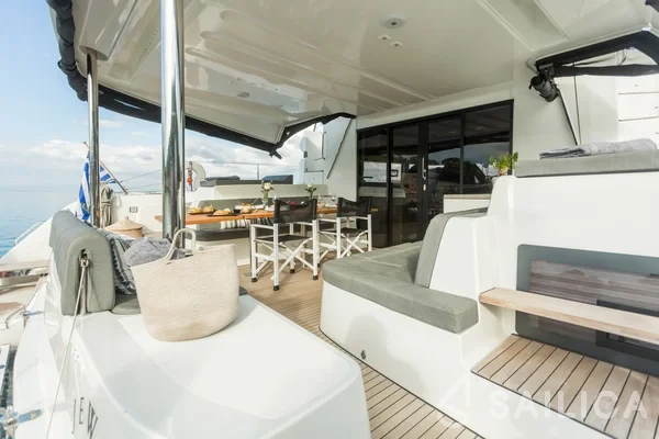 Lagoon 51 - Yacht Charter Sailica