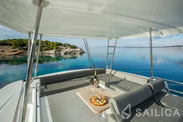 Lagoon 51 - Yacht Charter Sailica