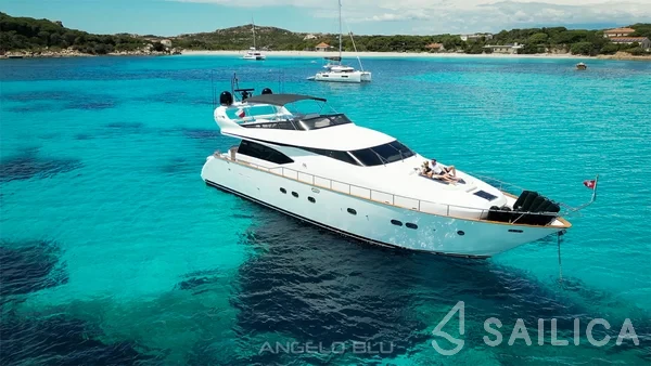 Maiora 20S - Yacht Charter Sailica