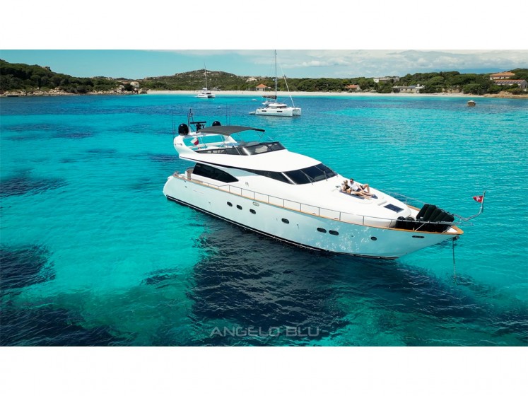 Maiora 20S - Yacht Charter Sailica