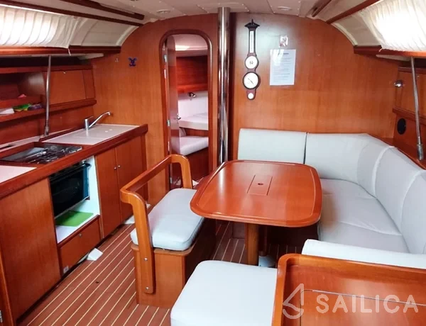 Dufour 385 GL - Yacht Charter Sailica