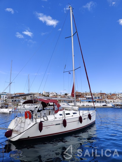 Oceanis 393 Clipper - Yacht Charter Sailica