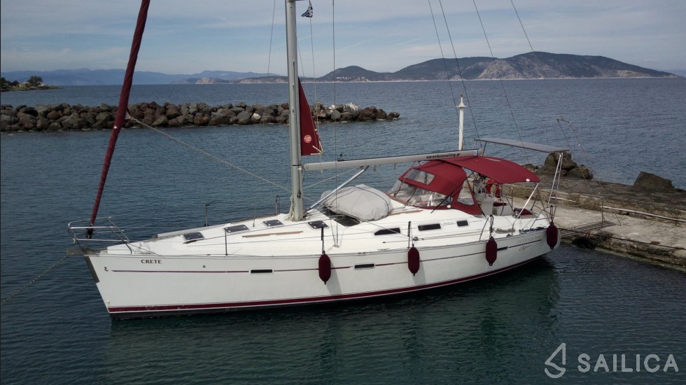 Oceanis 393 Clipper - Yacht Charter Sailica