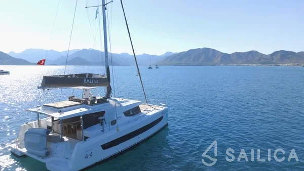 Bali 4.4 - Yacht Charter Sailica