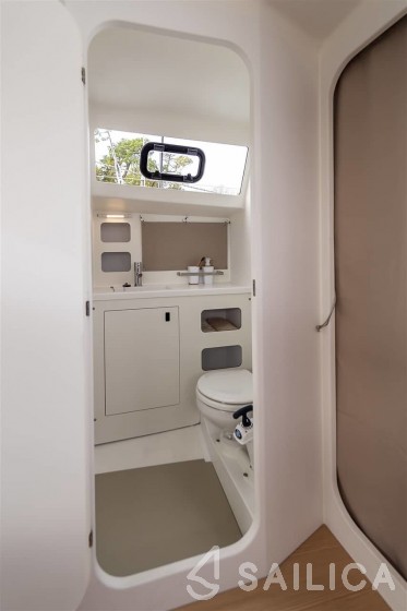 Pogo 44 - Yacht Charter Sailica