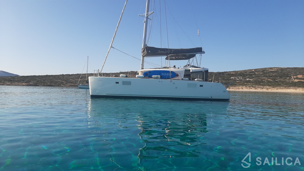 Lagoon 450  Flybridge - Yacht Charter Sailica