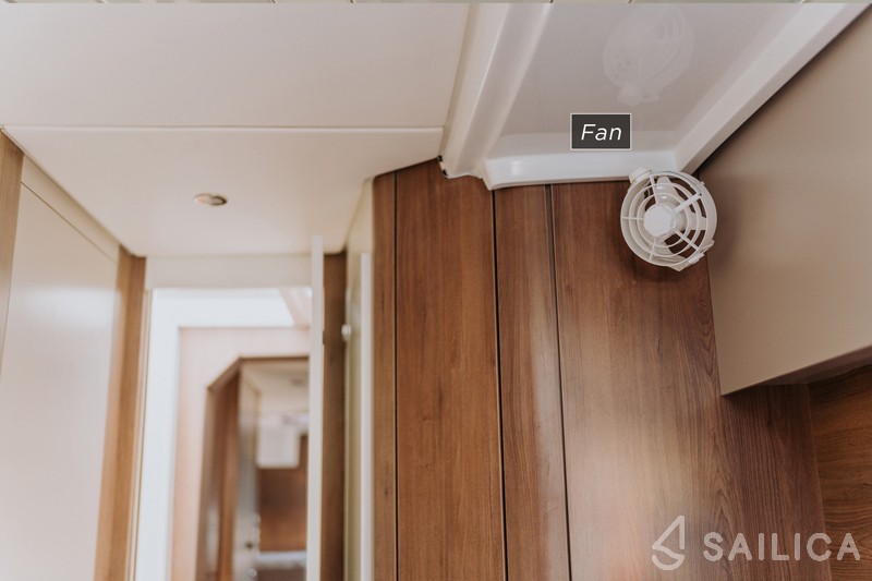 Bali Catspace - Yacht Charter Sailica