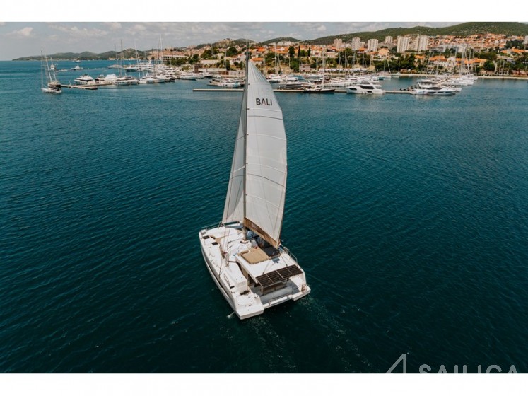 Bali Catspace - Yacht Charter Sailica