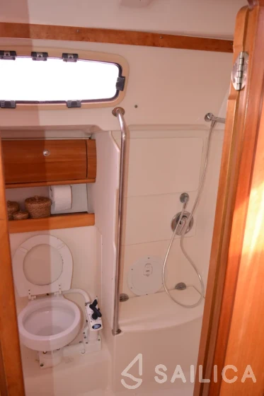 Bavaria 46 - Yacht Charter Sailica