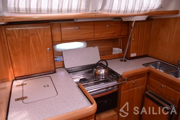 Bavaria 46 - Yacht Charter Sailica