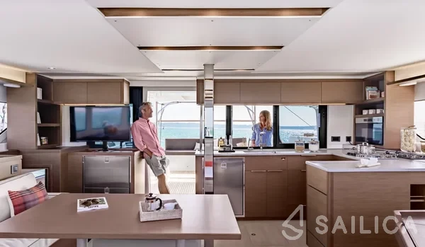 Lagoon 46  - Yacht Charter Sailica