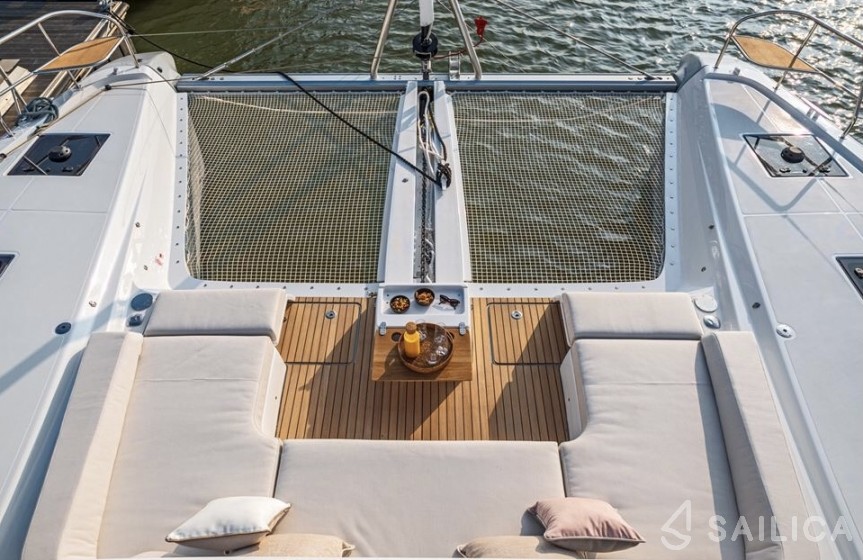 Lagoon 55 - Yacht Charter Sailica