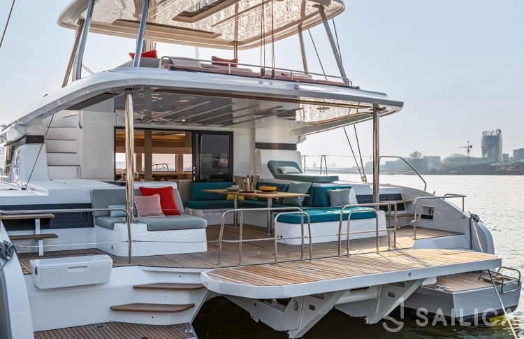 Lagoon 55 - Yacht Charter Sailica