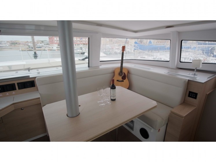 Bali 4.5 - Yacht Charter Sailica