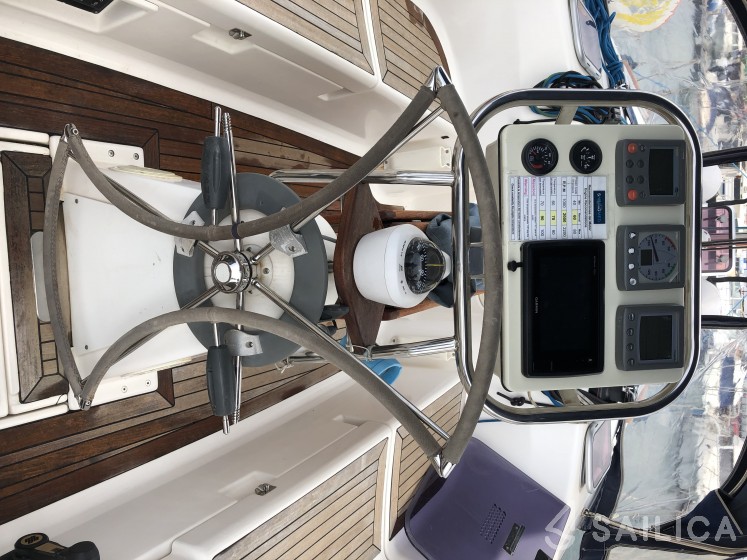 Dufour 365 GL - Yacht Charter Sailica