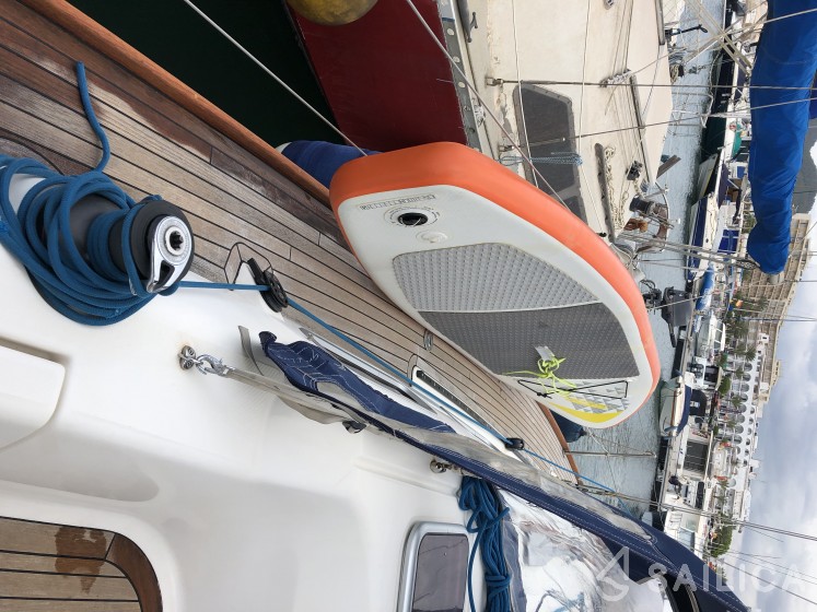 Dufour 365 GL - Yacht Charter Sailica