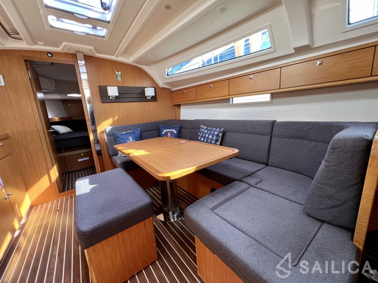 Bavaria 41 Cruiser - Yacht Charter Sailica