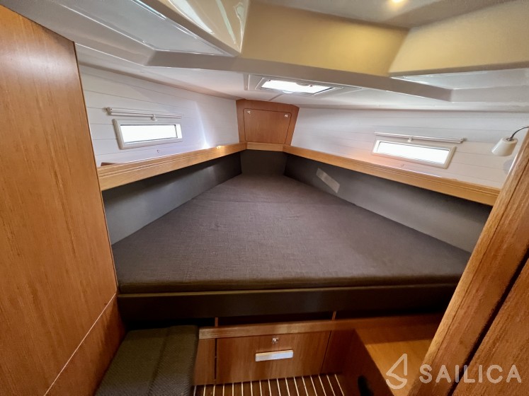 Bavaria 41 Cruiser - Yacht Charter Sailica