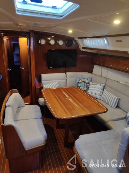 Bavaria 44 - Yacht Charter Sailica