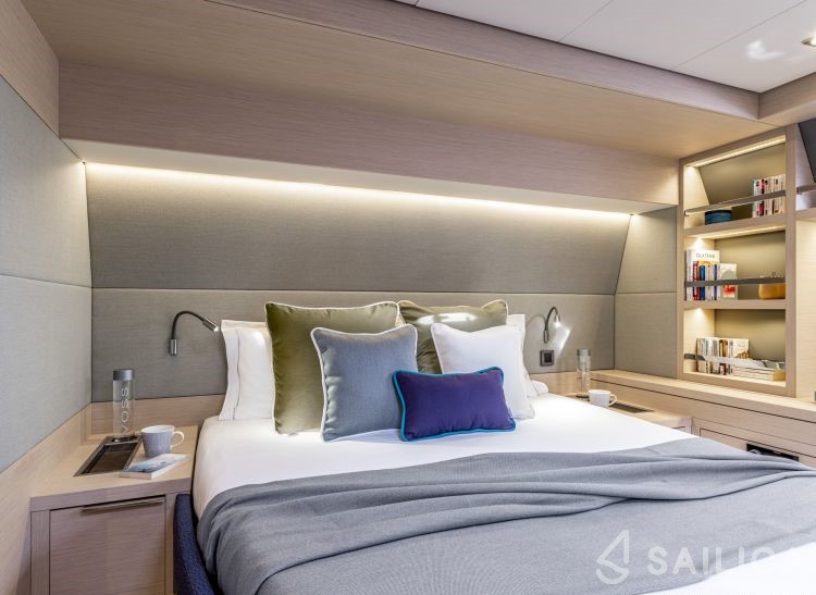 Lagoon 55 - Yacht Charter Sailica