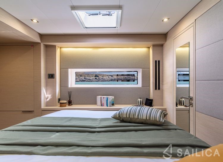 Lagoon 55 - Yacht Charter Sailica